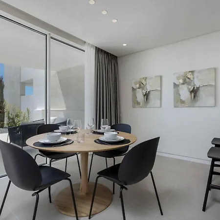 3060 With Extraordinary Sea Views In Pal Apartment *